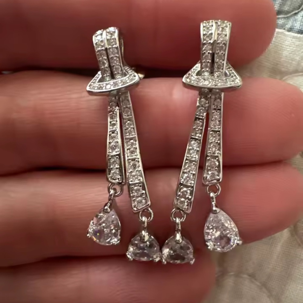 Elegant Linear Crystal Drop Earrings - Picture 10 of 12